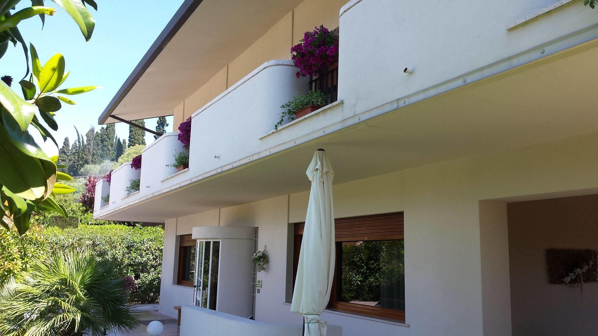 B&B Villa Bianca Сона Екстер'єр фото