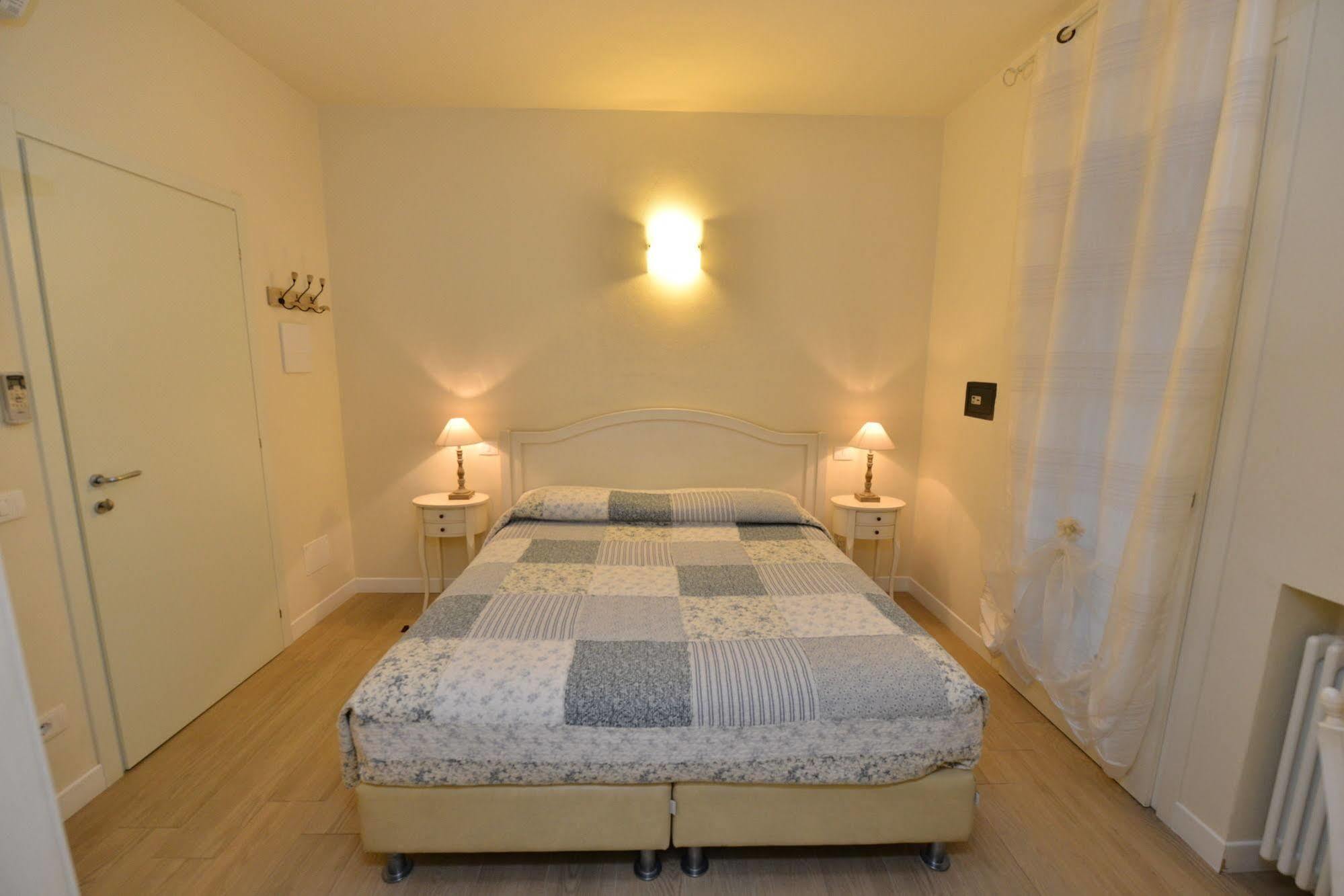 B&B Villa Bianca Сона Екстер'єр фото
